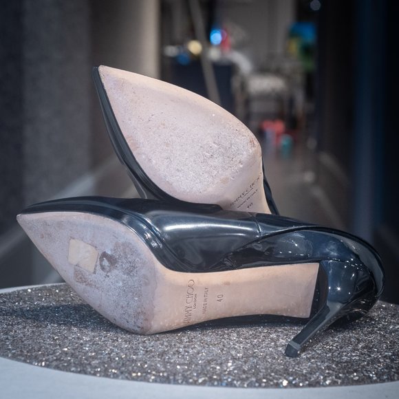 Jimmy Choo Asymmetric Black Pumps - Picture 3 of 4